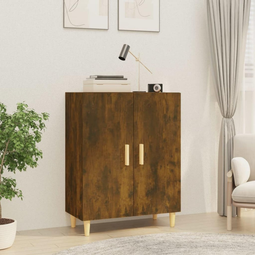 Das Sideboard nimmt mit 70 x 34 x 90 cm Gestalt an